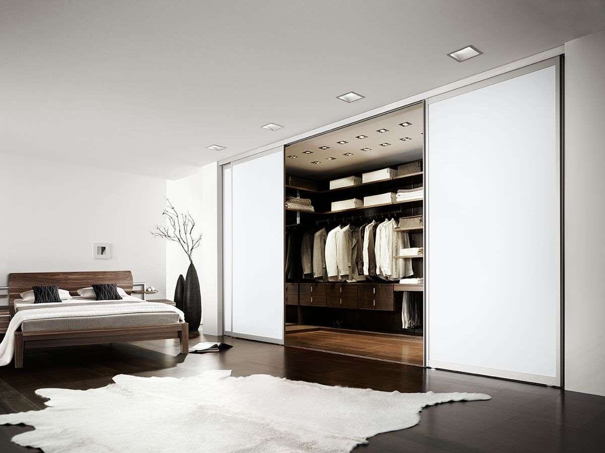 CLOSET4.jpg
